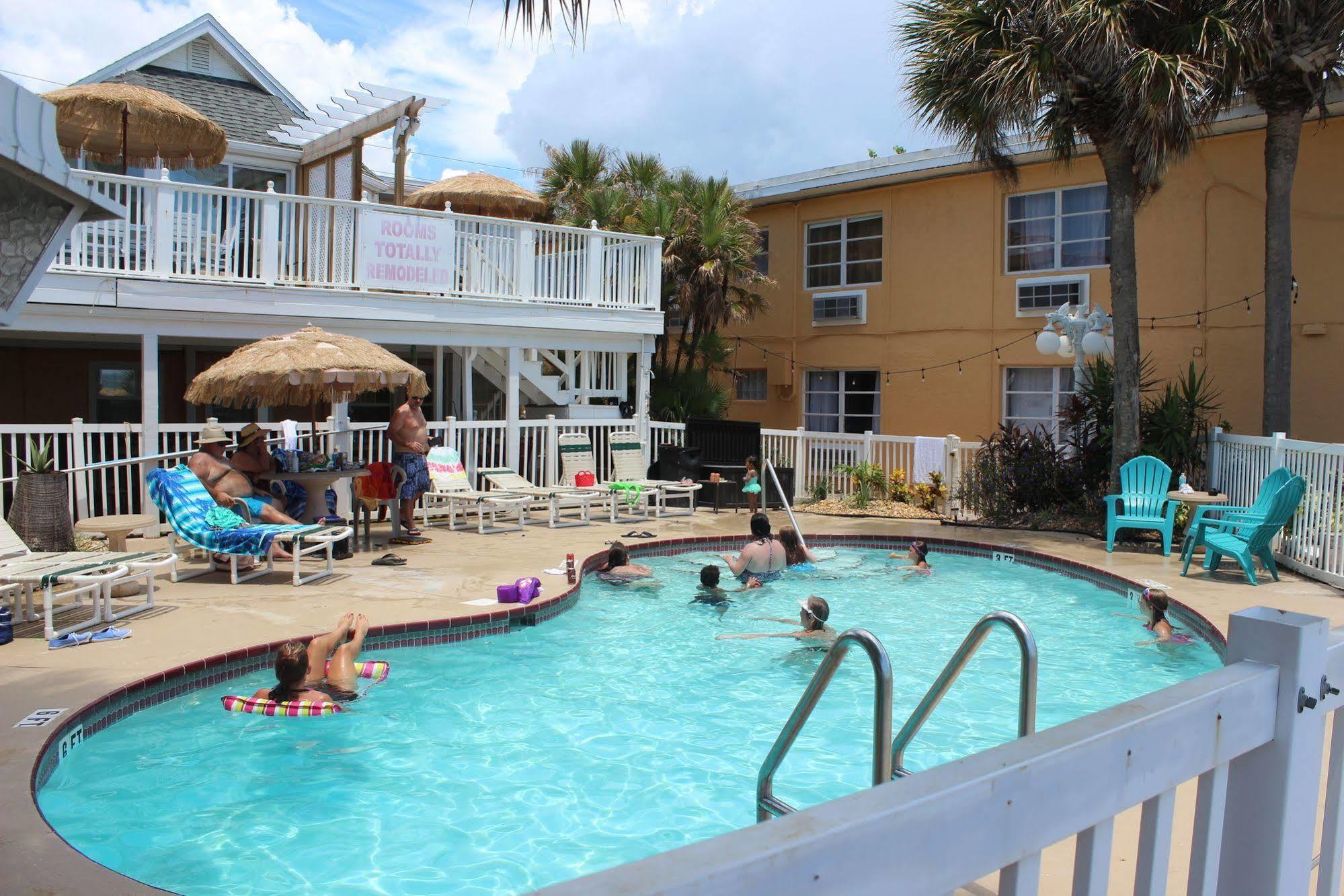 Schooner Hotel St. Pete Beach Exteriér fotografie