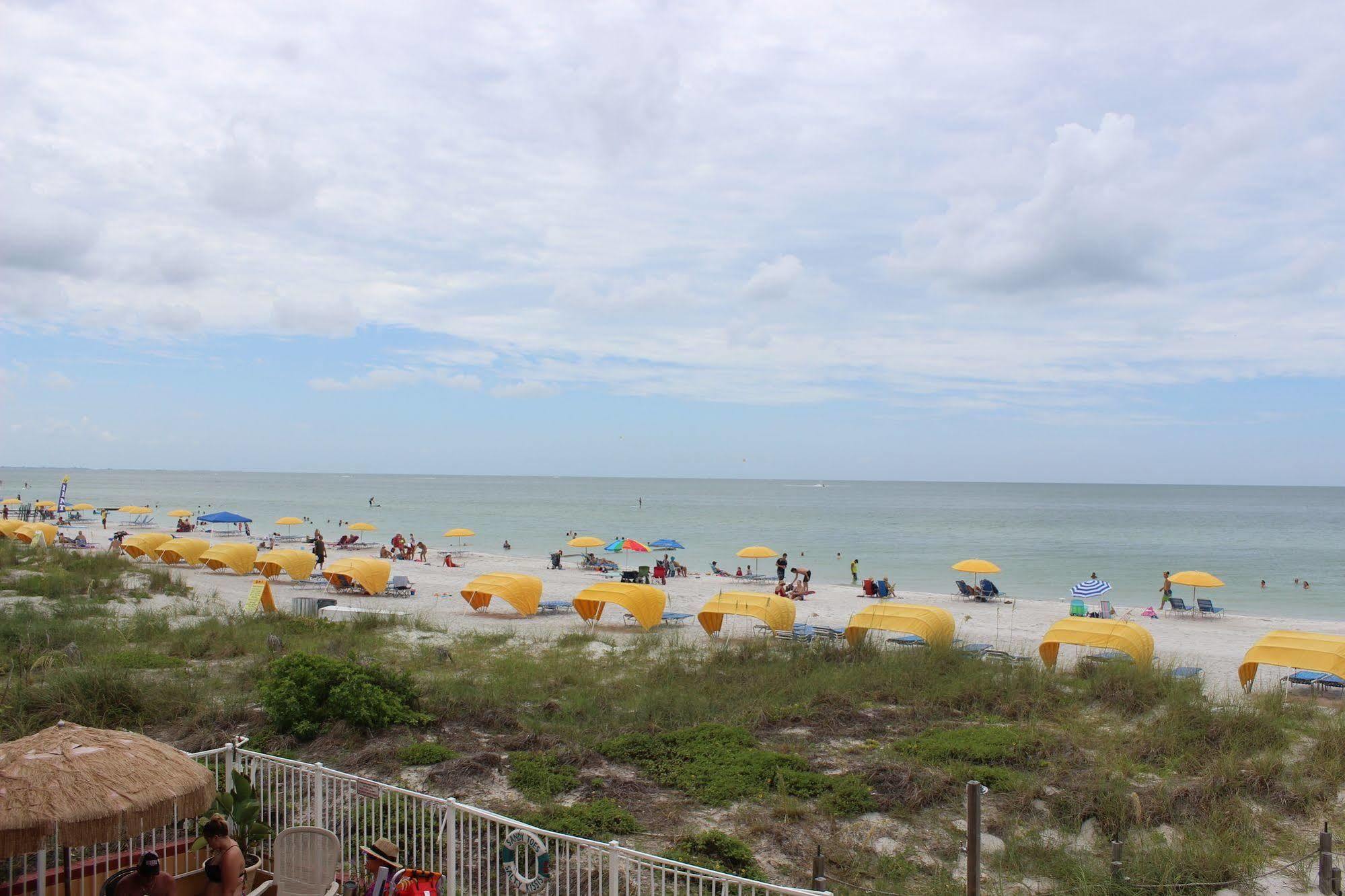 Schooner Hotel St. Pete Beach Exteriér fotografie